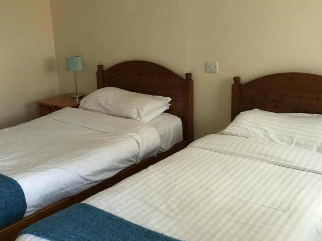 The Blue Cow Hotel South Witham Szoba fotó